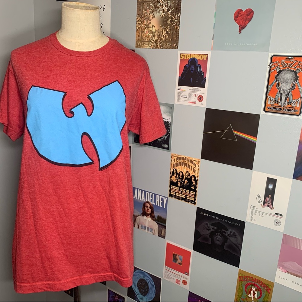 Hot Topic Wutang Red Tee Blue Logo tee music and band tees hip hop shirt